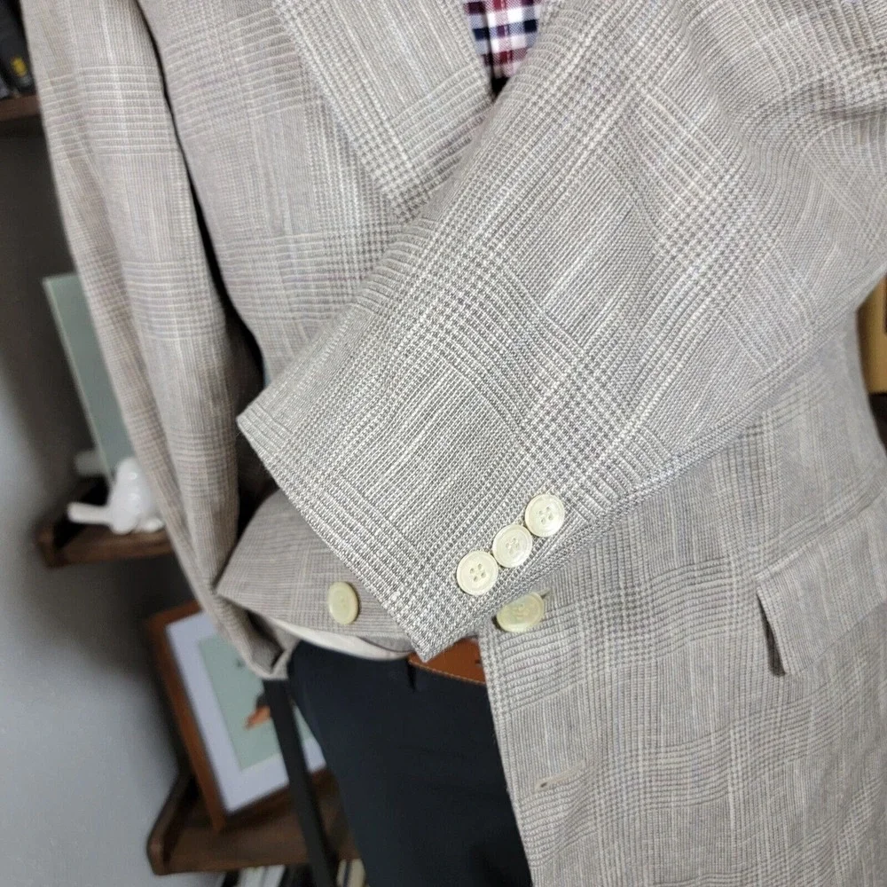 VTG Haggar Imperial Men's Sport Coat Blazer Two Button Gray‎ Beige Plaid 44L